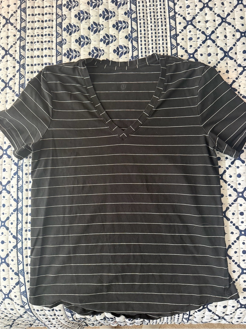 Lululemon Love V-Neck Short Sleeve Stripe Top - Black/White